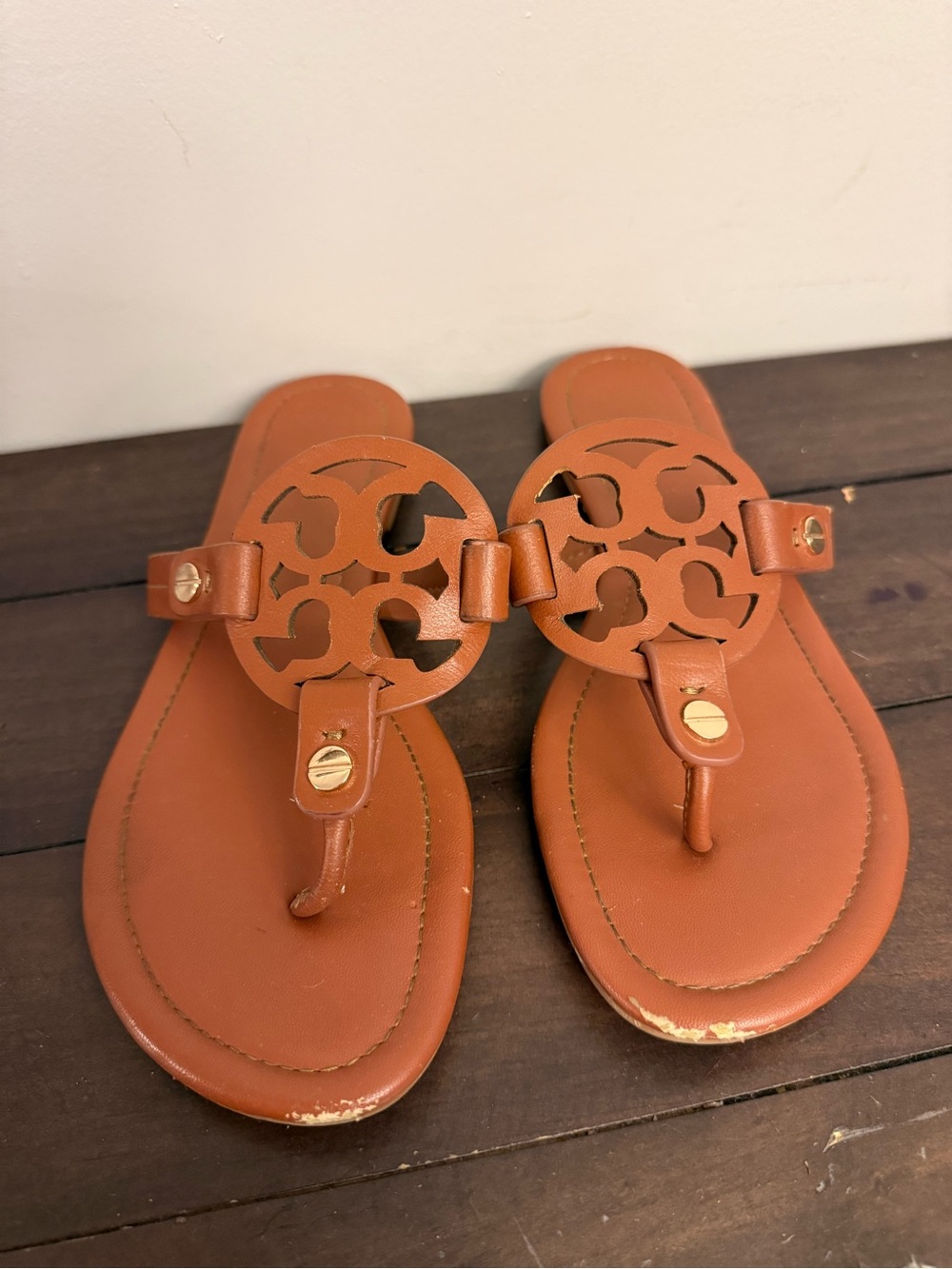 Tory Burch Miller Brown Leather Logo Thong Sandals Women’s Approx Size 8